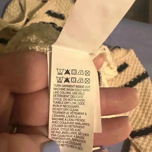 Lucky Brand Cream and Black Crew & Scoop Necks Sweater - Picture 5 of 6